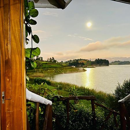 Lake Bunyonyi Rock Resort Kabale Exterior foto